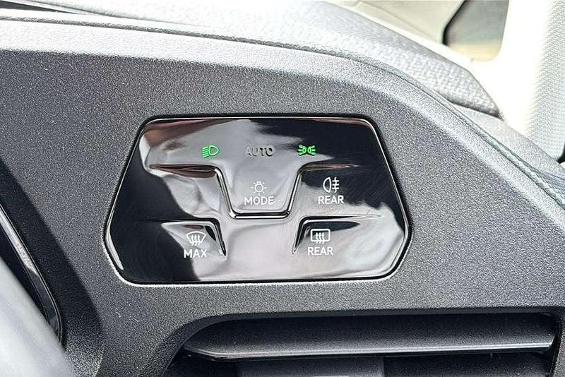 Blue Used 2025 VW Caddy MPV | £23,398 (Good price) - Image 1/4