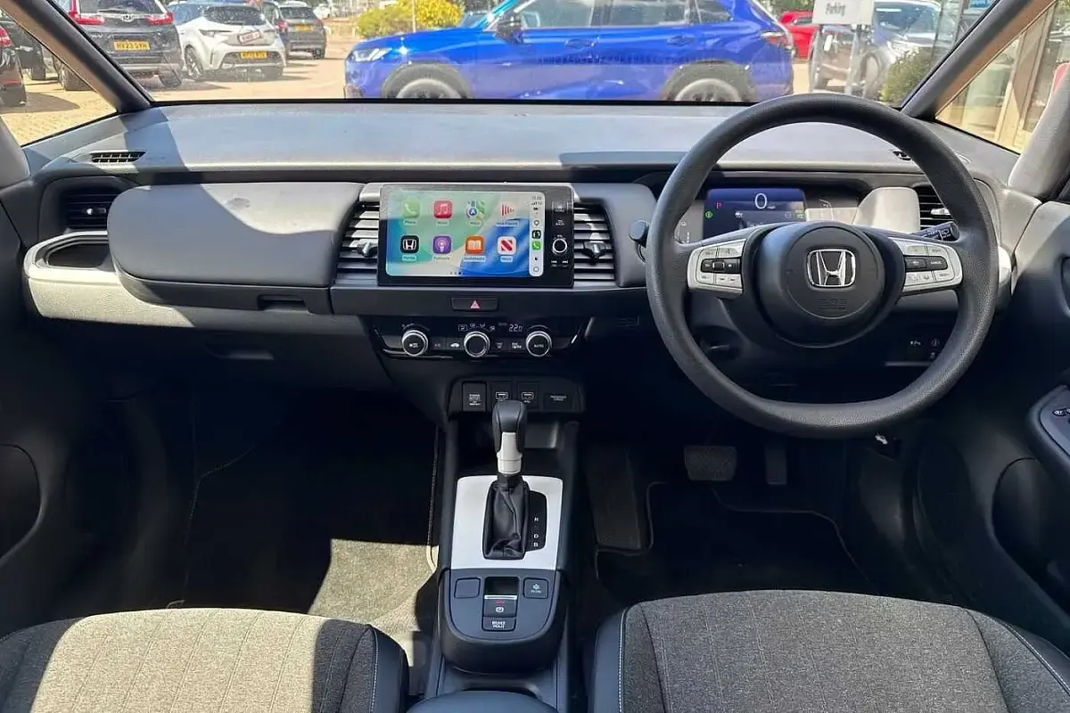 Used Honda Jazz Hybrid 109 HP (80 kW) 2023 Blue Hatchback