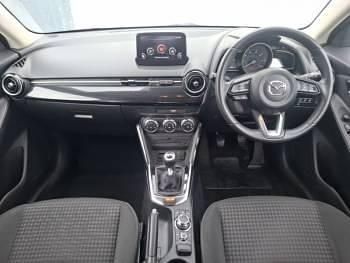 Begagnad Mazda 2 90 HK (66 kW) 2018 Blå Halvkombi