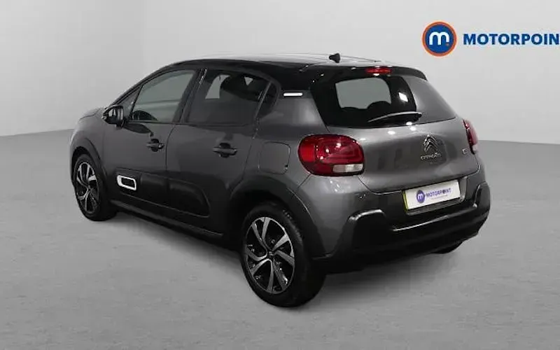 Begagnad Citroën C3 PureTech 83 HK (61 kW) 2024 Grå Halvkombi