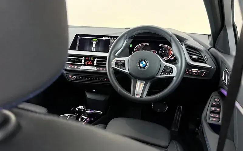 Used BMW 118 M Sport 136 HP (100 kW) 2024 White Hatchback