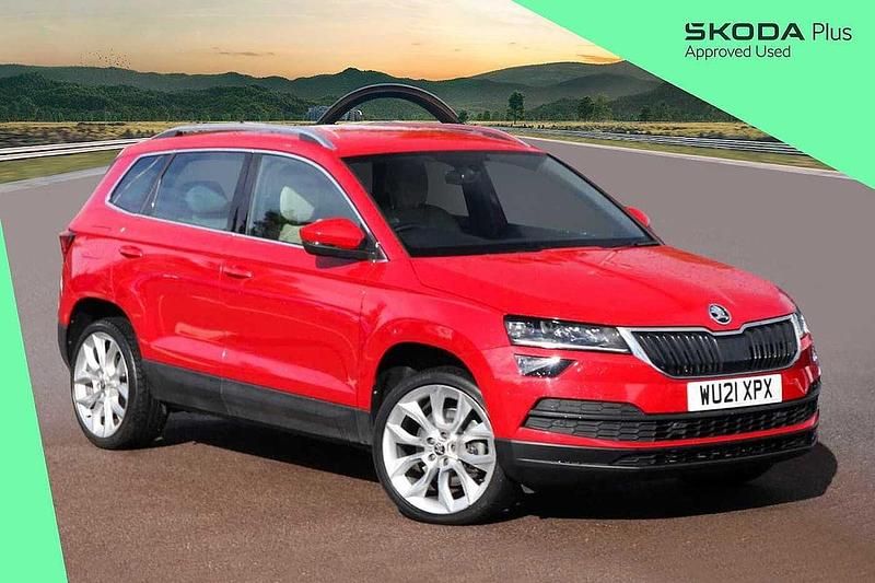Velvet red metallic Used 2021 Skoda Karoq SE L SUV | £16,750 (Fair price) - Image 1/4