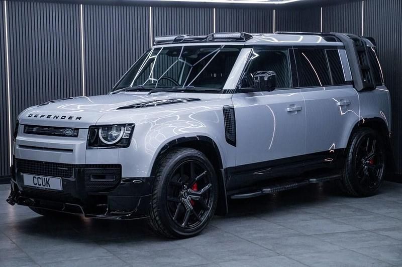 Used Land Rover Defender Dynamic 250 HP (183 kW) 2021 Silver SUV