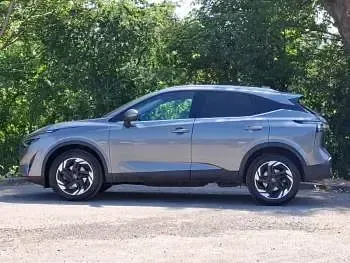 Used Nissan Qashqai N-Connecta 140 HP (102 kW) 2025 Grey SUV