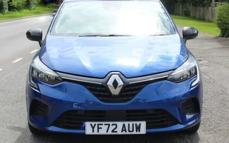 Used Renault Clio Evolution 90 HP (66 kW) 2022 Blue Hatchback