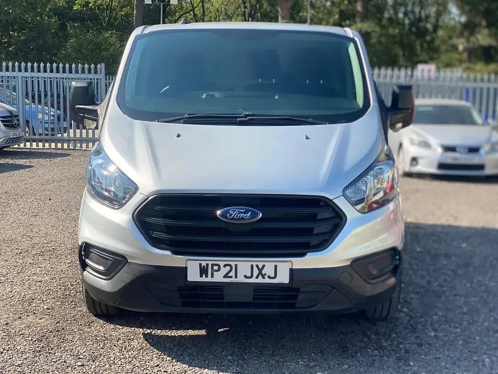 Used Ford Transit Custom S 105 HP (77 kW) 2021 Silver Van
