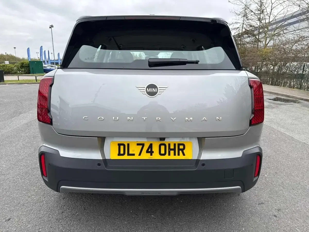 Used Mini Countryman Classic 170 HP (125 kW) 2024 Silver SUV