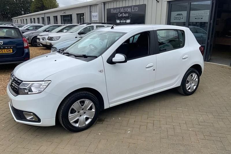 Used Dacia Sandero Lauréate 90 HP (66 kW) 2017