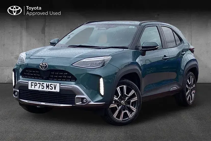 Used Toyota Yaris Cross 130 HP (95 kW) 2025 Green SUV