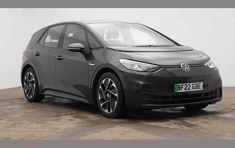 Grey Used 2022 VW ID.3 Pro Hatchback | £13,995 (Good price) - Image 1/4
