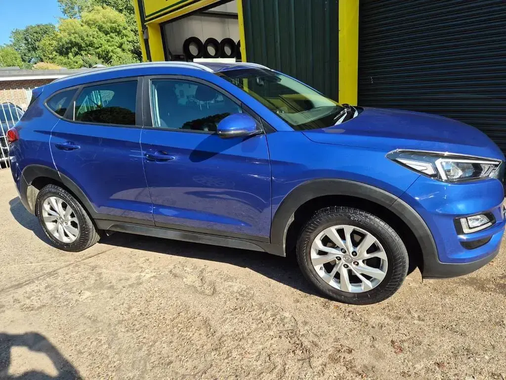 Used Hyundai Tucson SE 132 HP (97 kW) 2018 Blue SUV