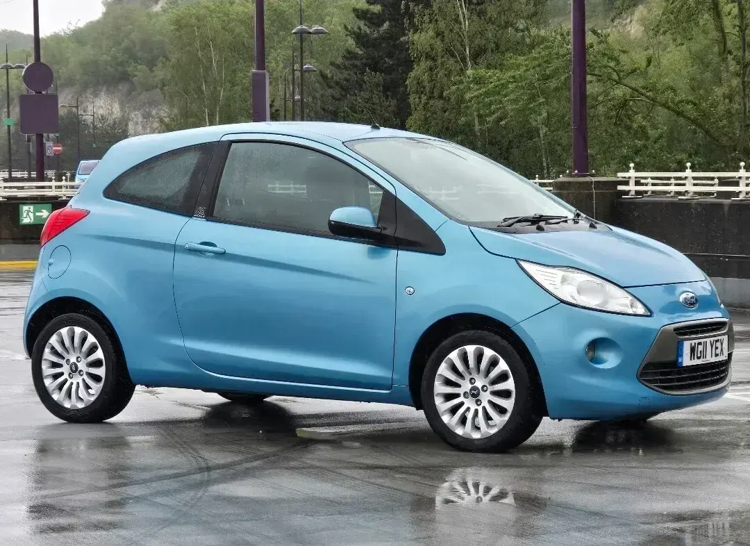 Used Ford Ka Zetec 69 HP (50 kW) 2011 Blue Hatchback