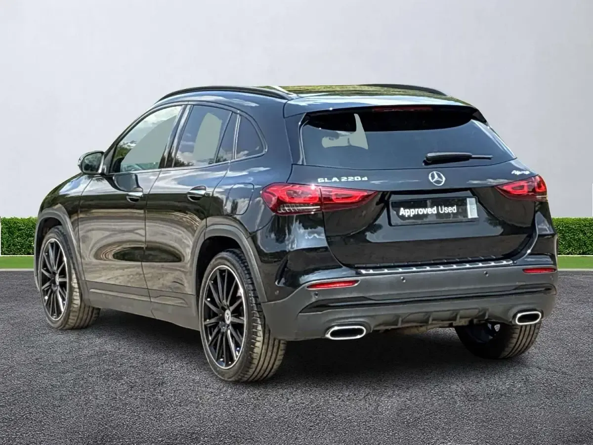 Used Mercedes GLA220 AMG line 190 HP (139 kW) 2022 Black SUV