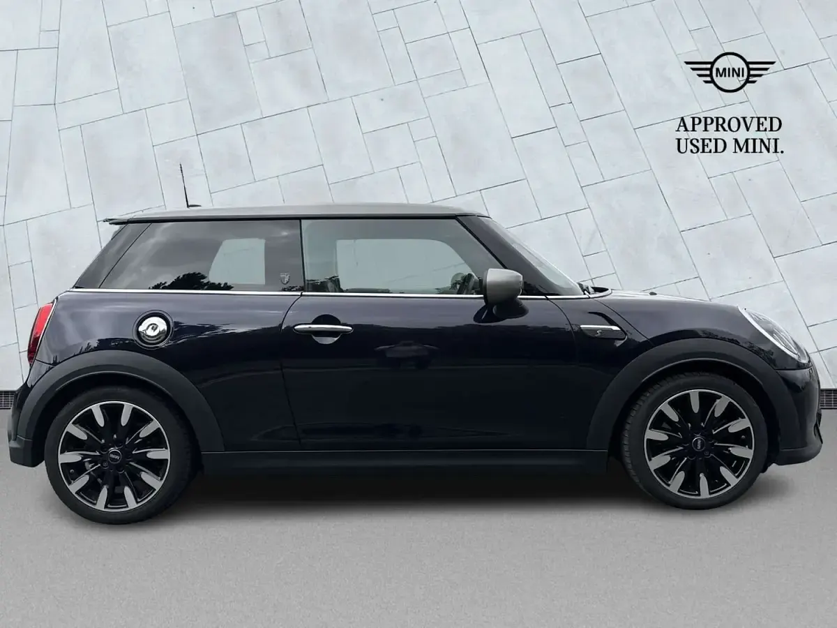 Used Mini Cooper S Exclusive 2021 Blue/black Hatchback