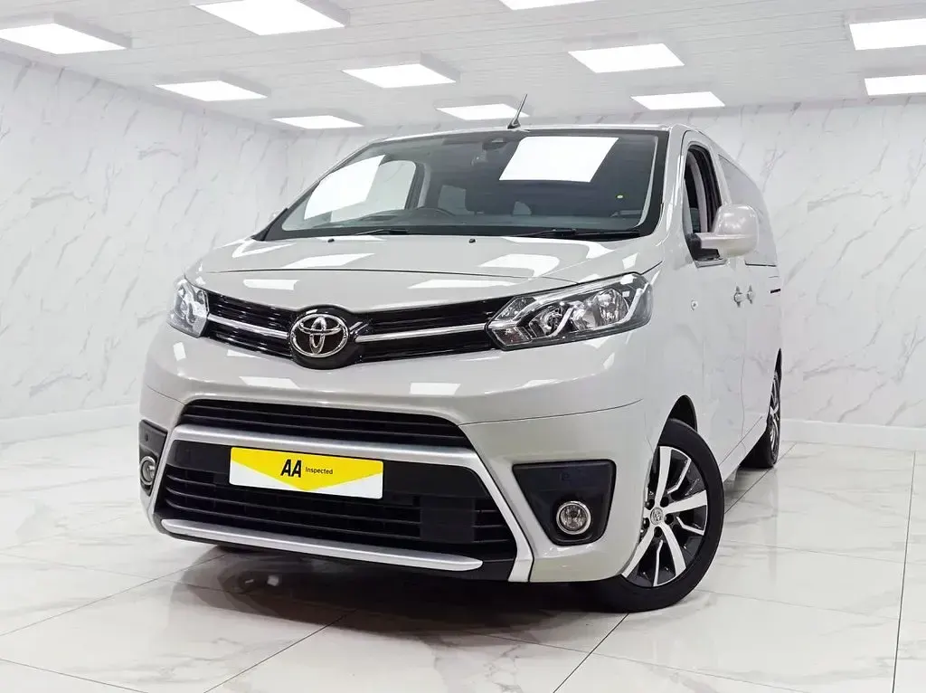 Used Toyota Proace Verso City 180 HP (132 kW) 2019 Silver Estate