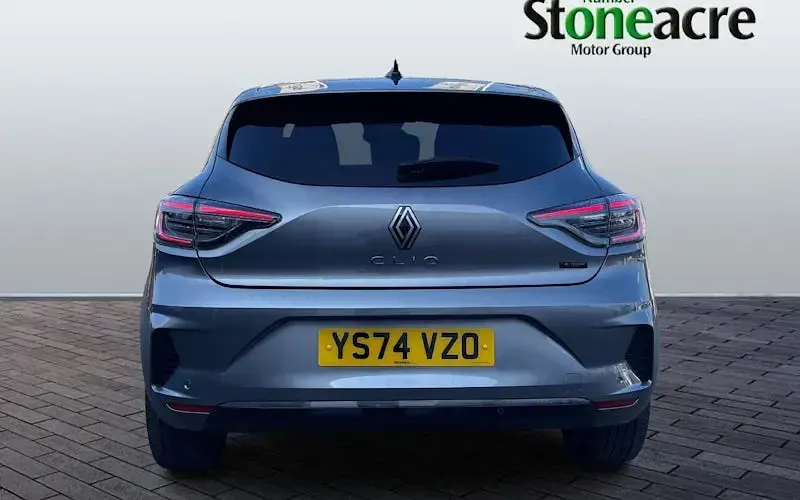 Used Renault Clio Techno 143 HP (105 kW) 2025 Grey Hatchback