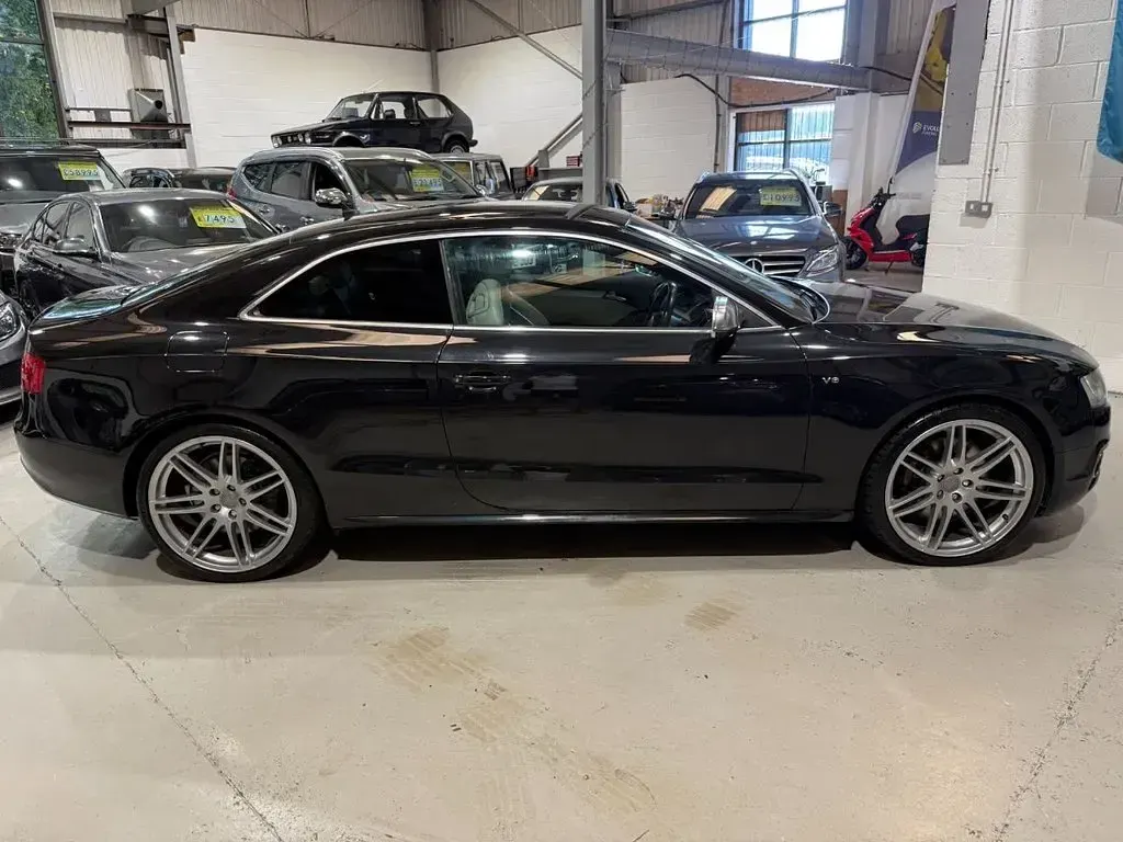 Used Audi A5 Premium 349 HP (256 kW) 2011 Black Coupe