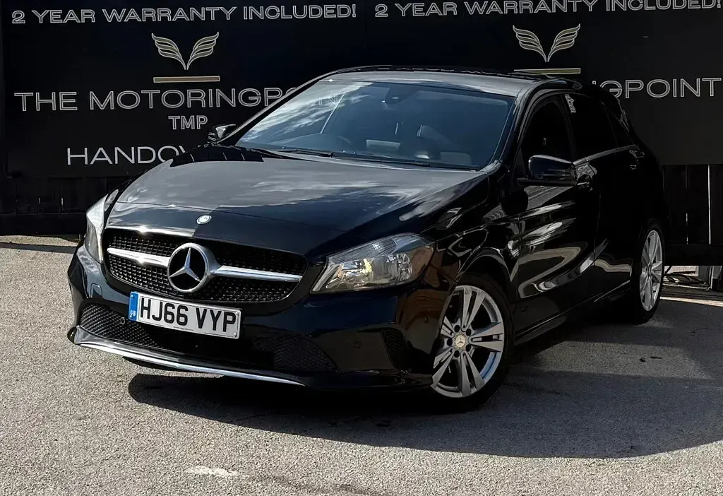 Used Mercedes A160 Executive 102 HP (75 kW) 2016 Black Hatchback