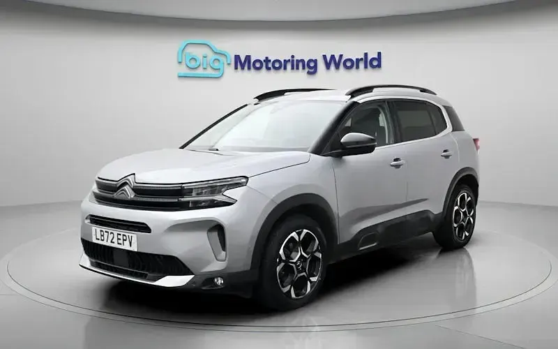 Begagnad Citroën C5 Shine 131 HK (96 kW) 2023 Halvkombi