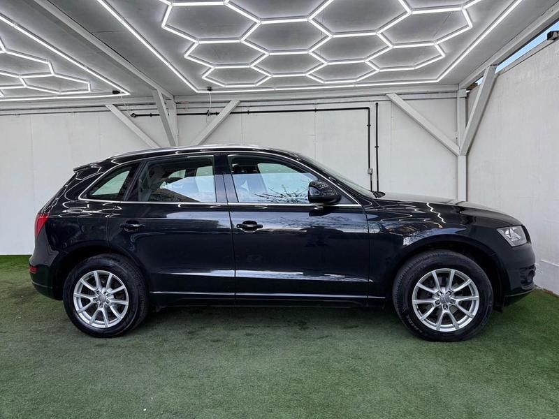 Used Audi Q5 Basis 143 HP (105 kW) 2012 Black SUV