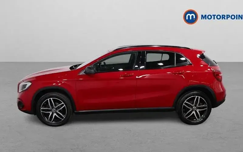 Used Mercedes GLA180 Urban 122 HP (89 kW) 2020 SUV