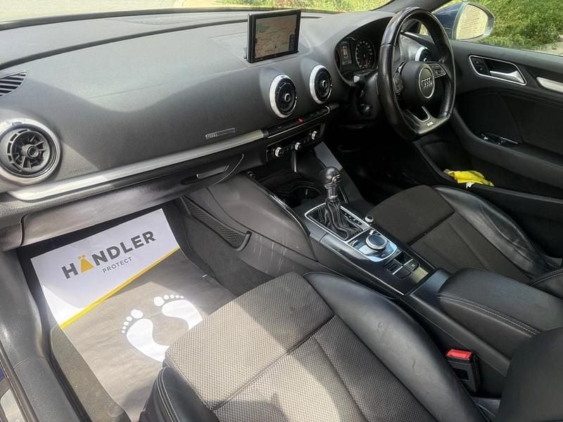 Begagnad Audi A3 S-Line 190 HK (139 kW) 2017 Blå Halvkombi