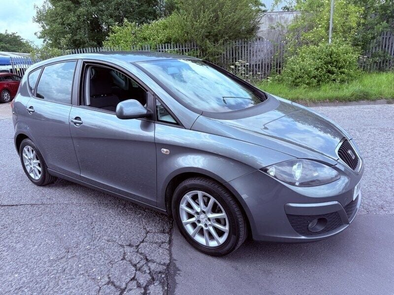 Grey Used 2012 Seat Altea Ecomotive MPV | £2,499 (Good price) - Image 1/4
