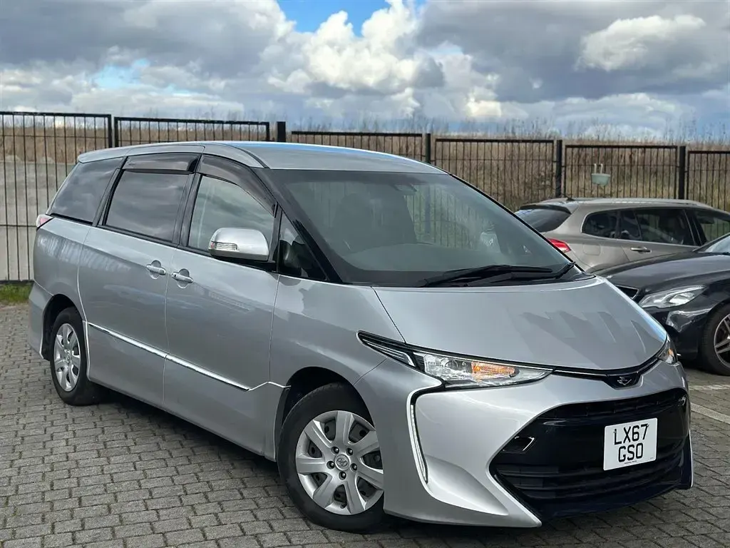 Used Toyota Estima 2017 Silver MPV