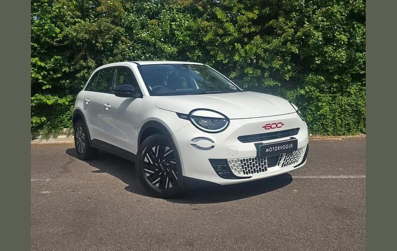 Other Used 2024 Fiat 600 Red SUV | £26,995 - Image 1/3