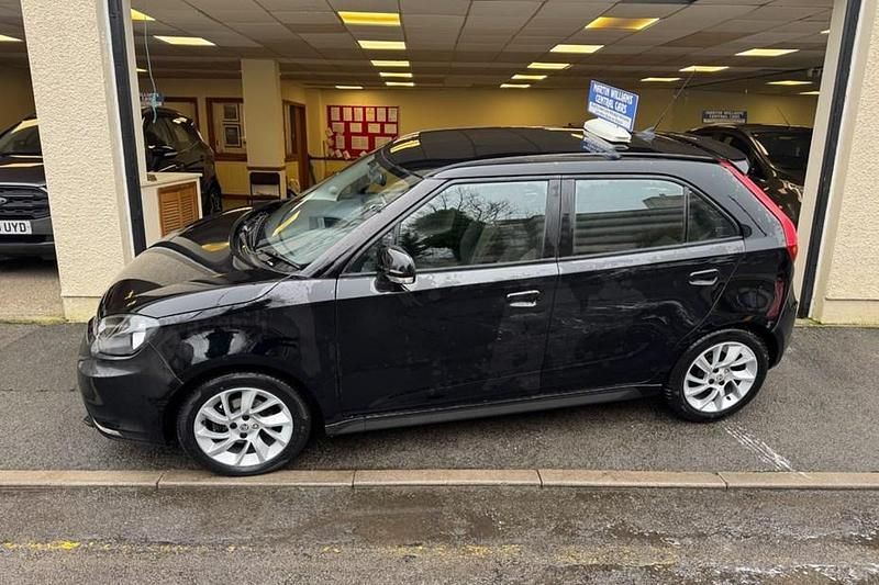 Used MG MG3 106 HP (77 kW) 2017 Black Hatchback