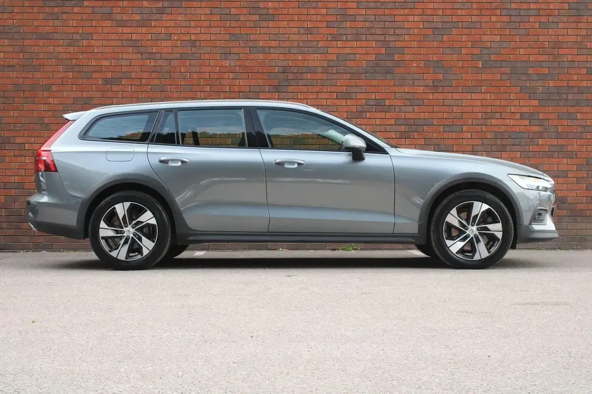 Used Volvo V60 CC Plus 2019 Grey Estate