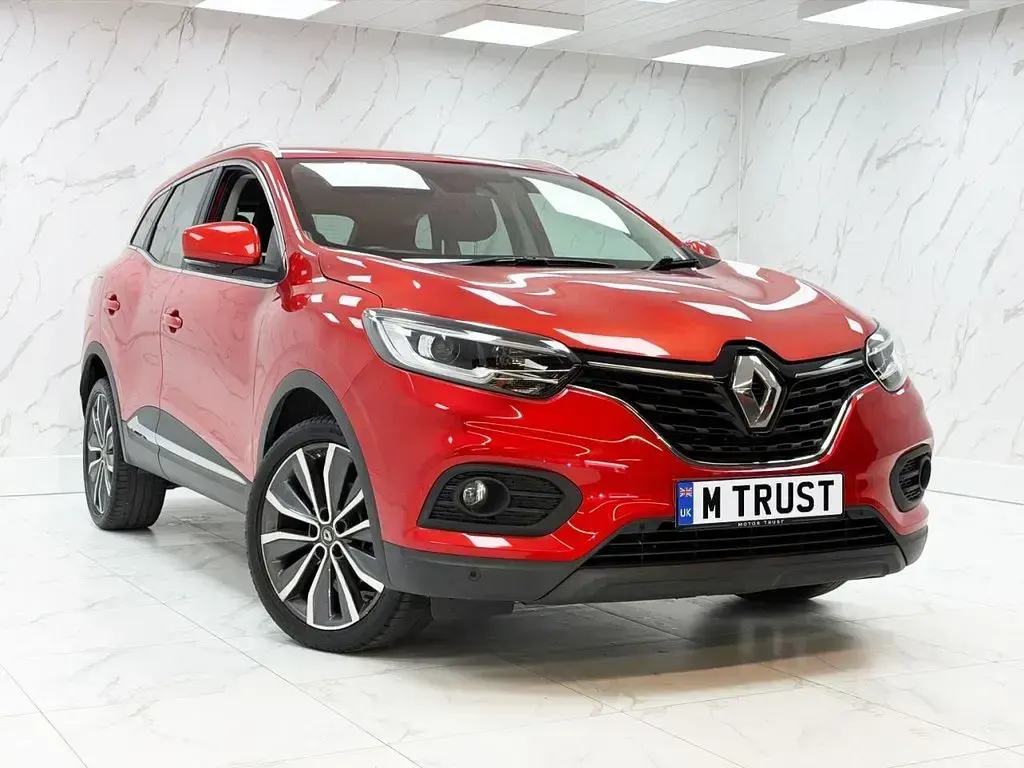 Used Renault Kadjar Iconic 140 HP (102 kW) 2019 Red SUV