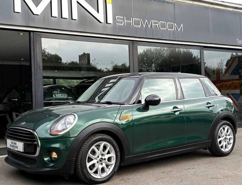 Green Used 2016 Mini Cooper Hatch Hatchback | £11,495 (Fair price) - Image 1/4