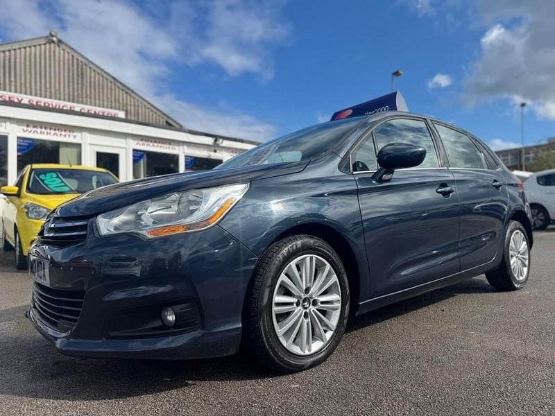 Blue Used 2013 Citroën C4 VTR Sport Hatchback | £2,000 (Fair price) - Image 1/3