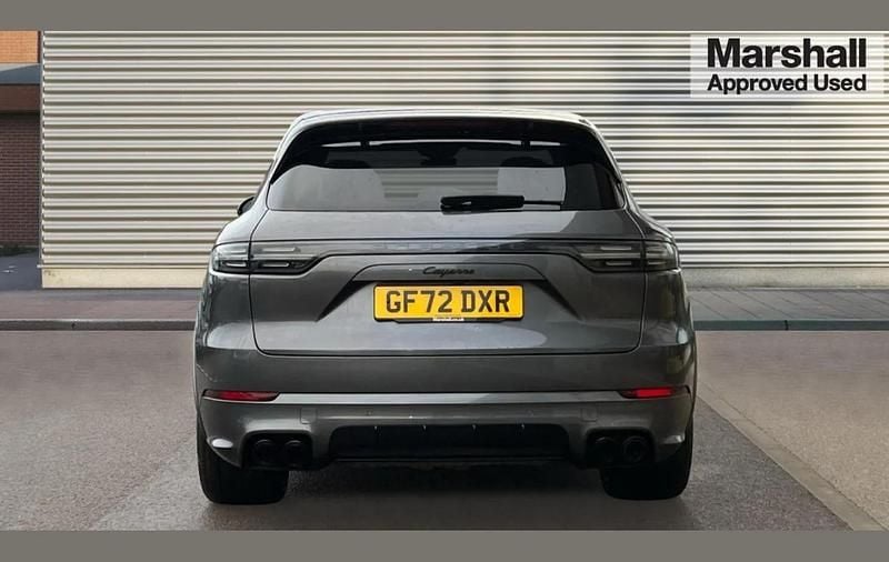 Used Porsche Cayenne 462 HP (339 kW) 2022 Grey SUV
