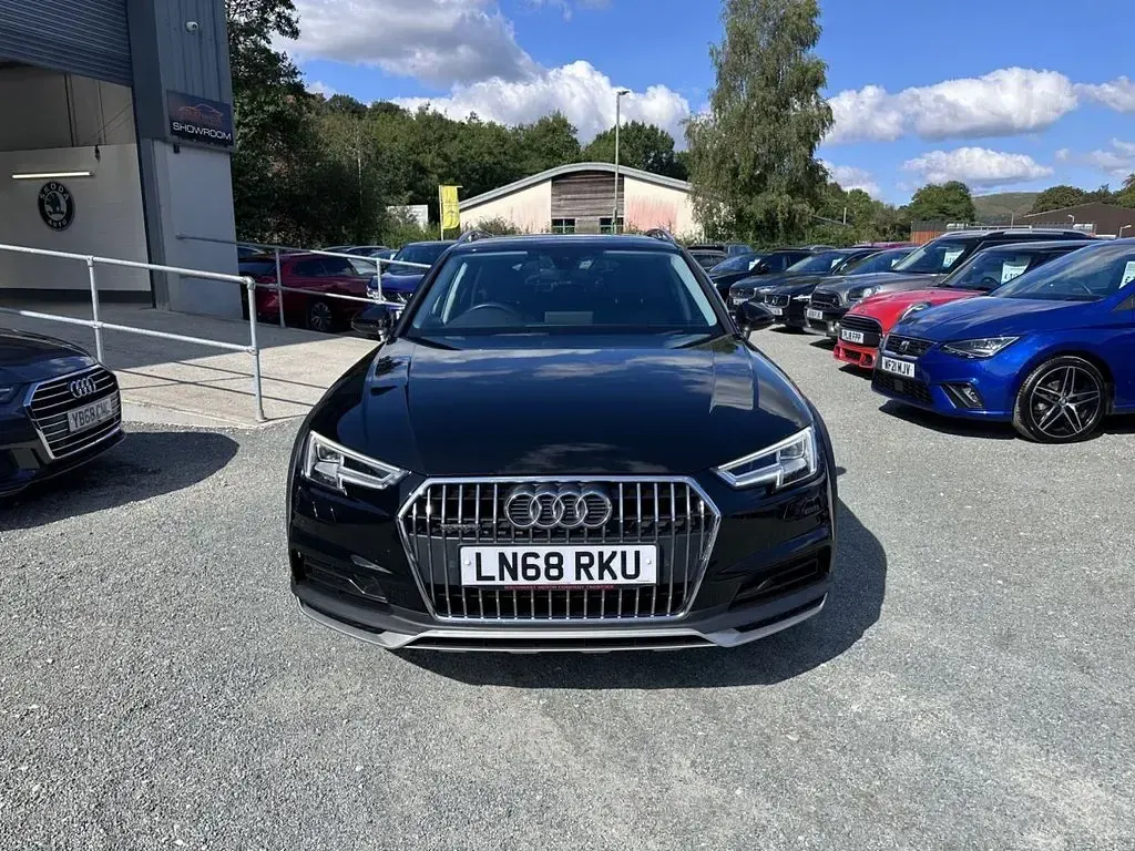 Used Audi A4 Allroad Sport 190 HP (139 kW) 2018 Black Estate