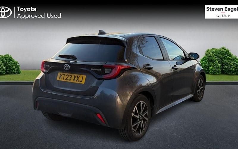 Used Toyota Yaris Hybrid Design 116 HP (85 kW) 2026 Hatchback