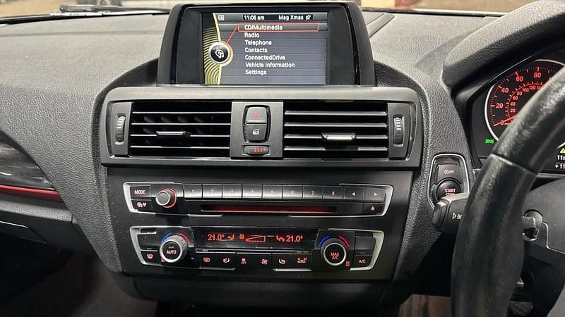 Used BMW 118 Sport Line 2013 White Hatchback