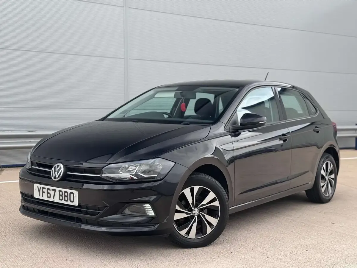 Used VW Polo SE 65 HP (47 kW) 2018 Black Hatchback
