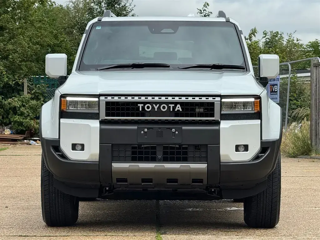 New Toyota Land Cruiser 2025 White SUV