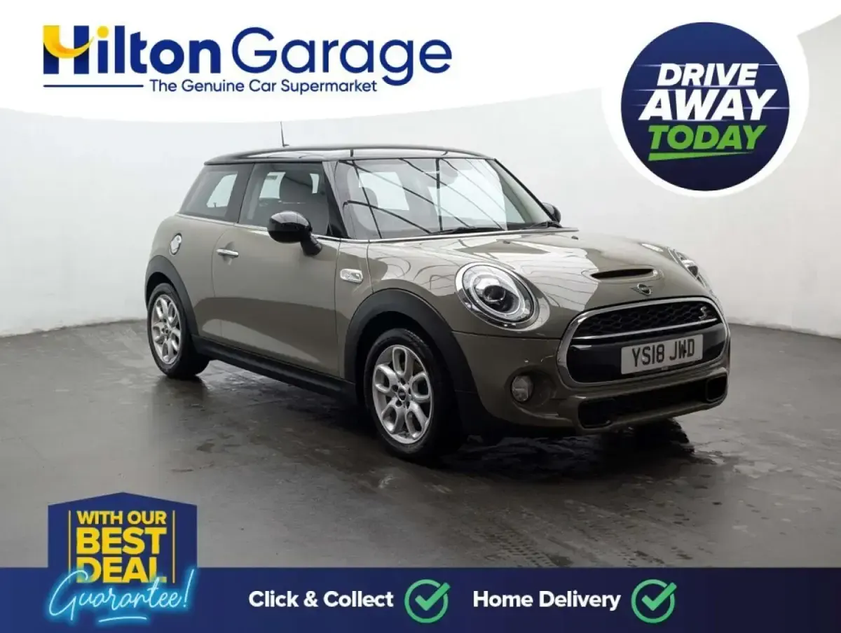 Usado Mini Cooper S Hatch 192 CV (141 kW) 2018 Gris Utilitario