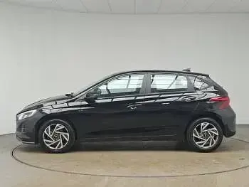 Used Hyundai i20 Advanced 100 HP (73 kW) 2024 Black Hatchback