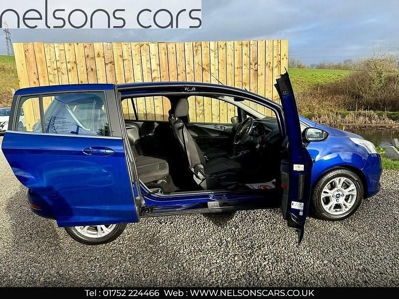 Used Ford B-MAX Zetec 90 HP (66 kW) 2015 Blue MPV