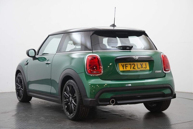 Used Mini Cooper Exclusive 136 HP (100 kW) 2022 Green Hatchback