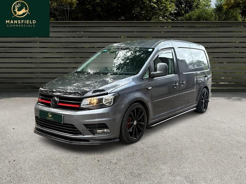 Used VW Caddy Maxi Highline 102 HP (75 kW) 2016 Grey MPV