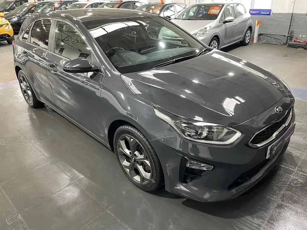 Używany Kia Ceed 2020 Szary Hatchback