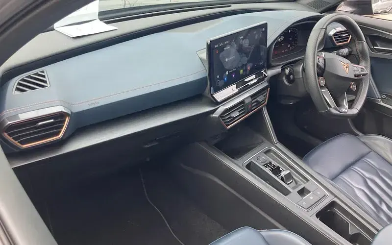 Begagnad Cupra Formentor VZ2 310 HK (228 kW) 2023 Blå SUV
