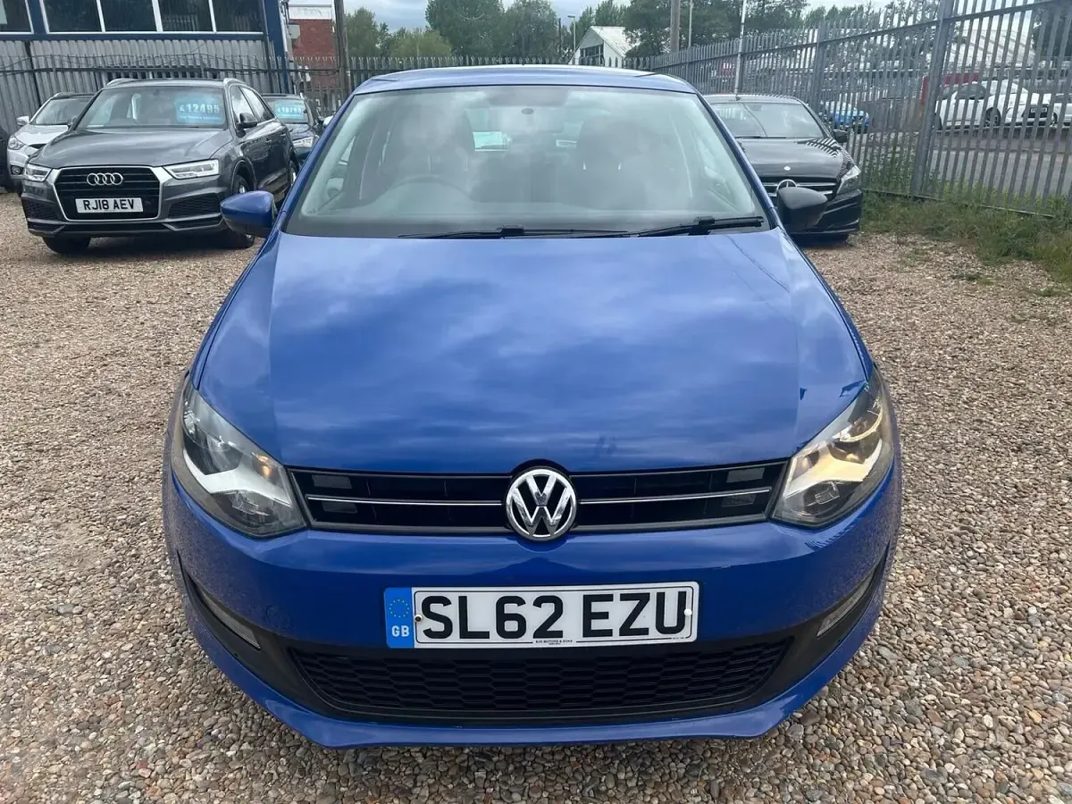 Used VW Polo Match 60 HP (44 kW) 2012 Blue Hatchback