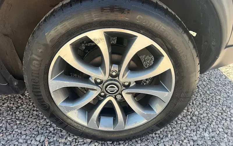 Used Nissan Juke Tekna 117 HP (86 kW) 2019 Grey SUV