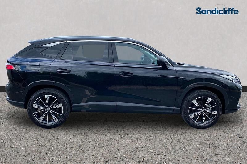 Used MG HS Trophy 169 HP (124 kW) 2024 Metallic  black pearl SUV